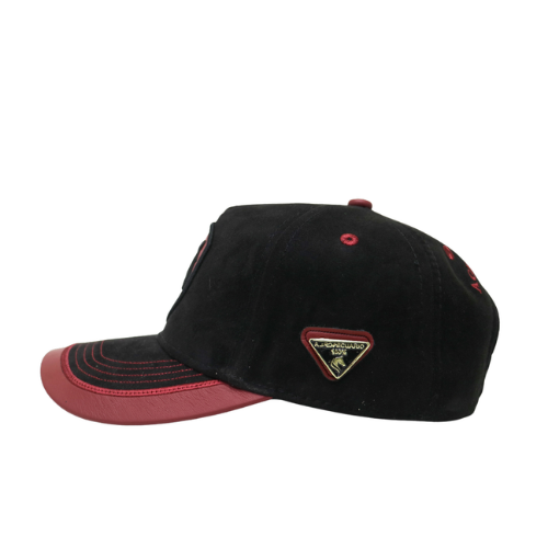 Gorra Gamuza Negra - Visera Vino Tinto